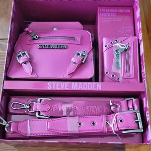 Steve Madden Fuchsia Accessory Set